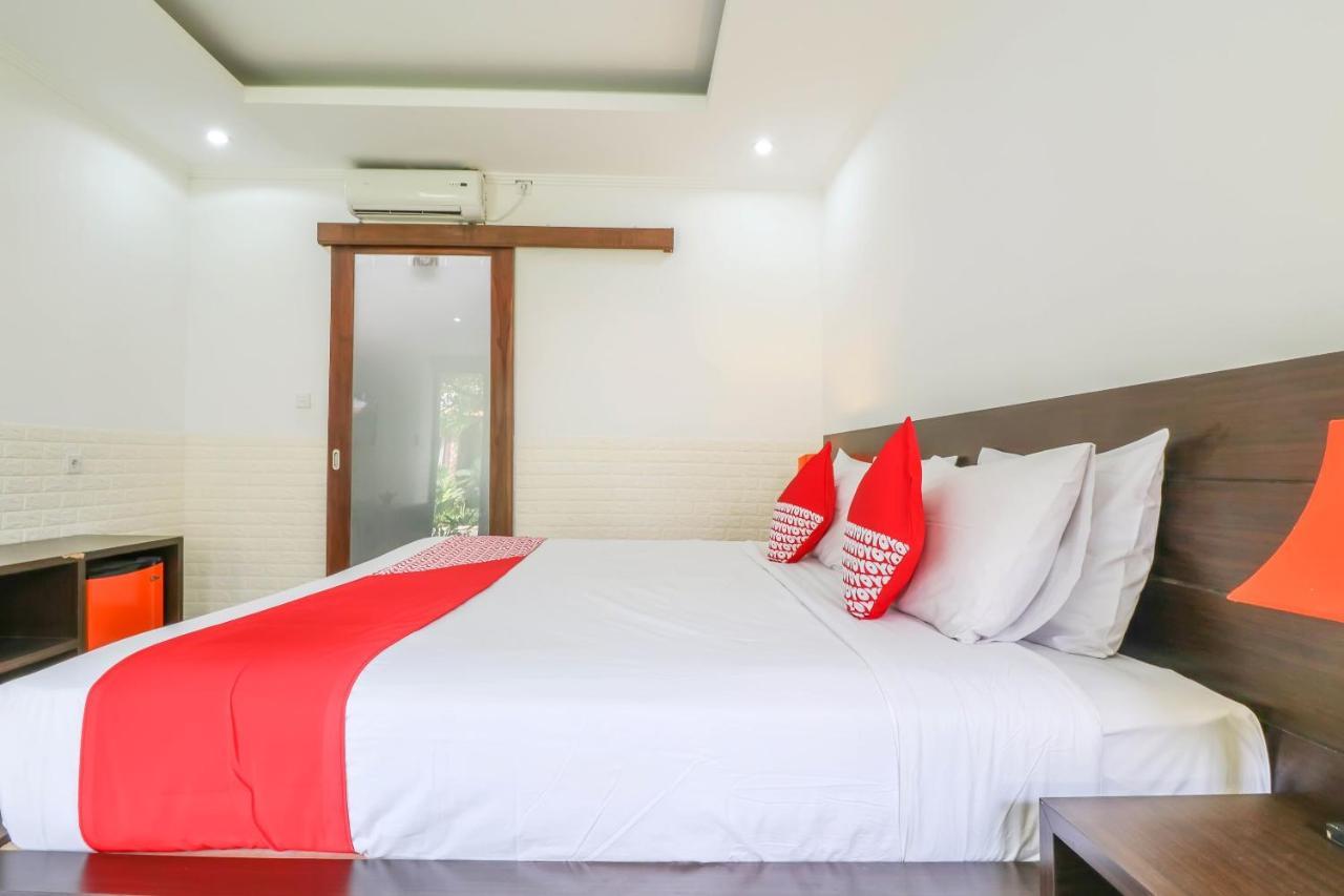 The Light Bali Villas 캐로보칸 외부 사진