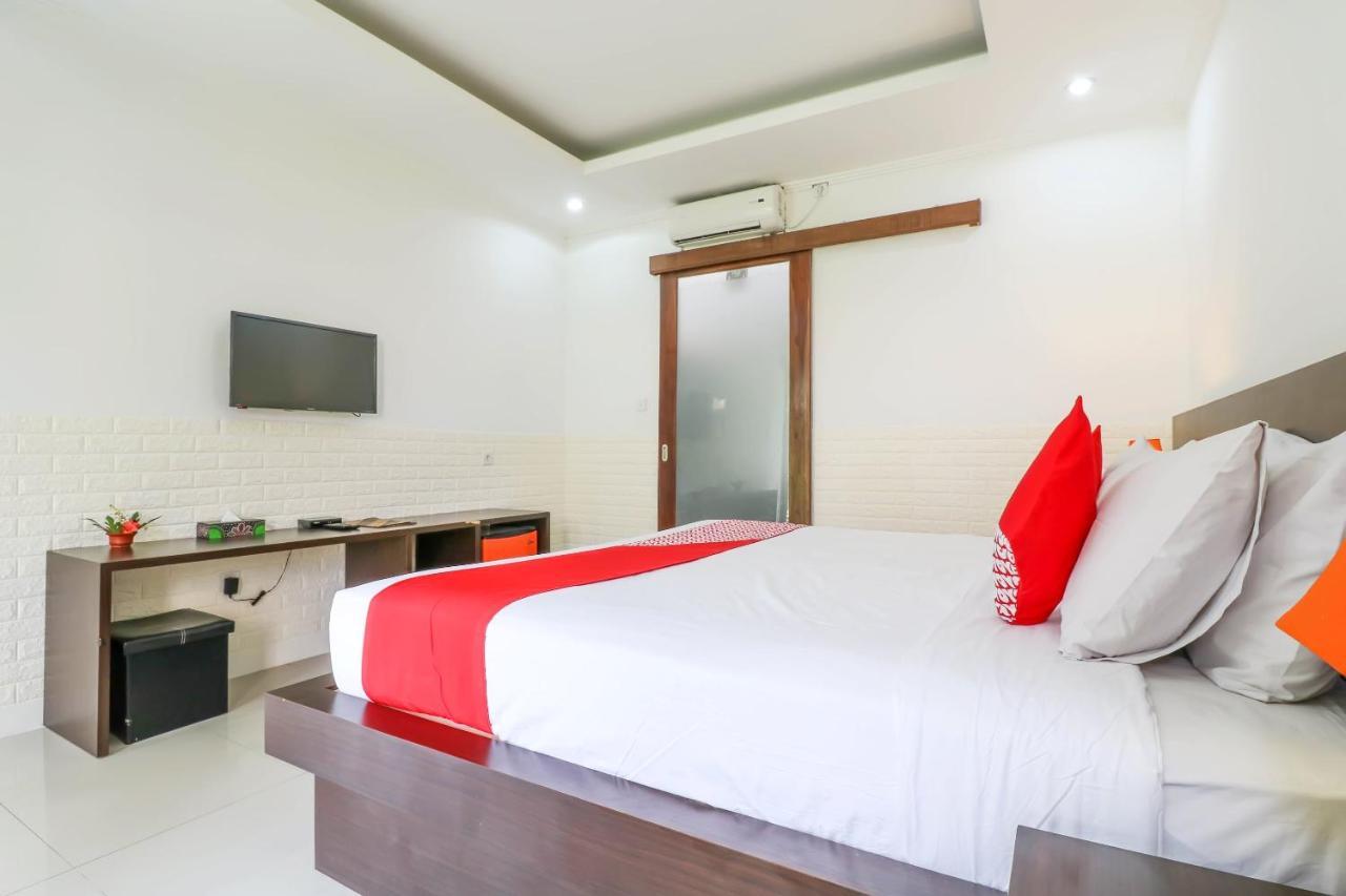 The Light Bali Villas 캐로보칸 외부 사진
