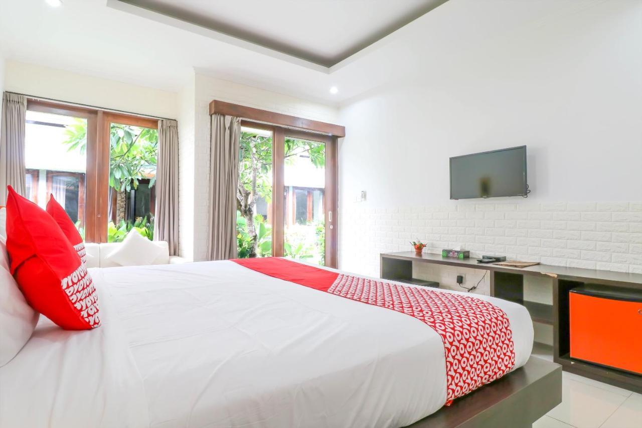 The Light Bali Villas 캐로보칸 외부 사진