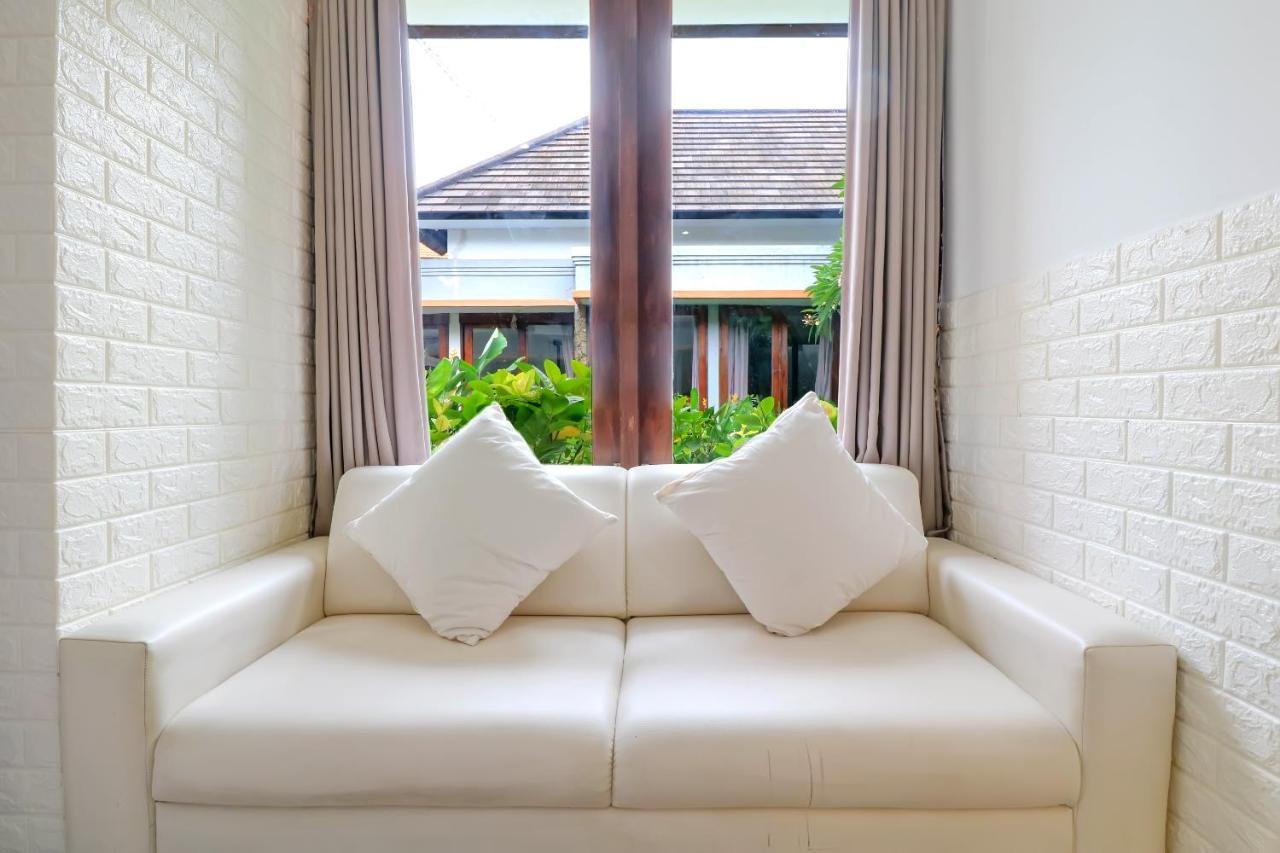 The Light Bali Villas 캐로보칸 외부 사진
