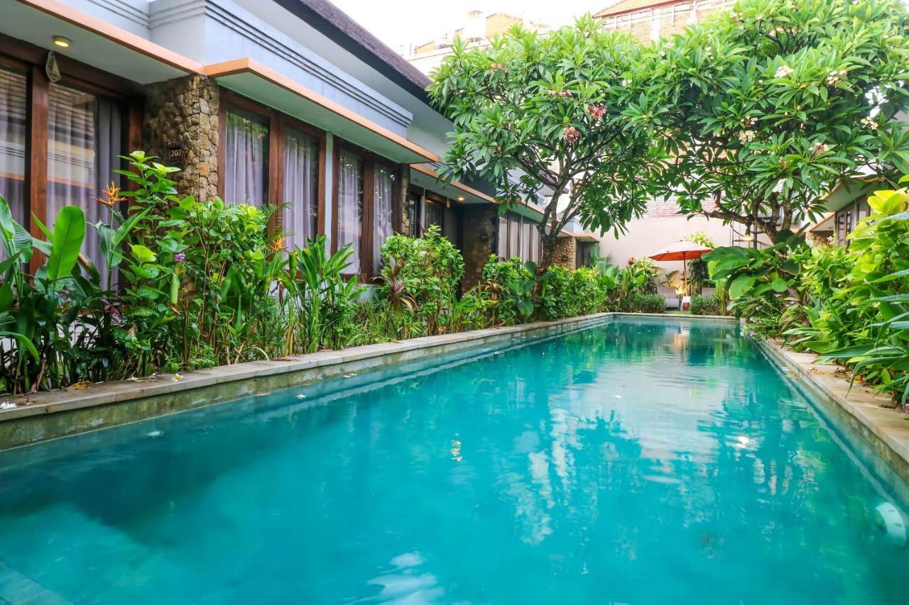 The Light Bali Villas 캐로보칸 외부 사진